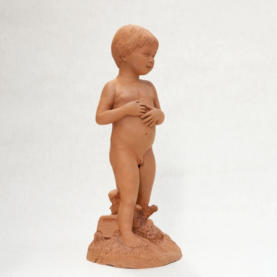 bébé en pied